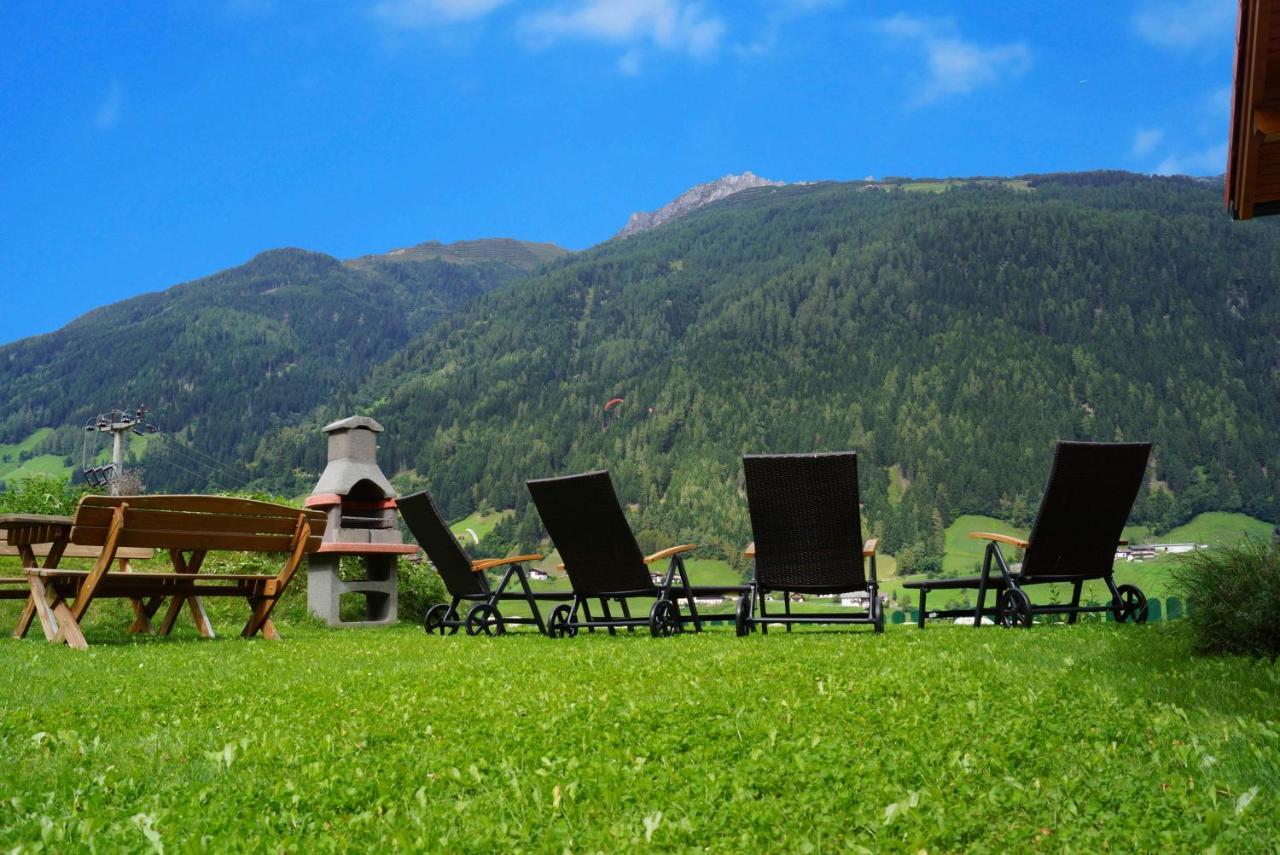 Chalet Olympia Neustift im Stubaital Exterior foto